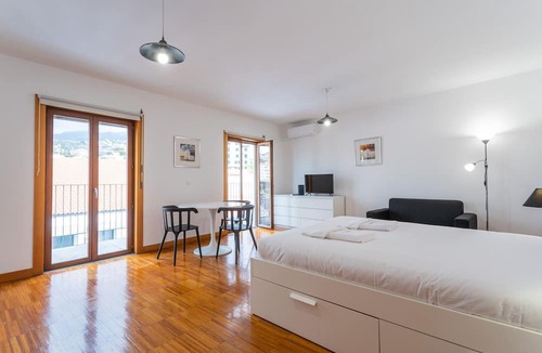 Santa Luzia Apartment | FLH Funchal Studio with Balcony