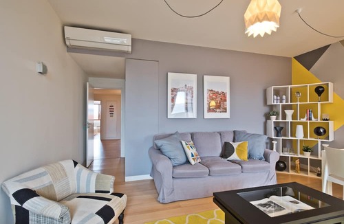 Encarnacao Apartment | Chiado 2 - Misericórdia - The perfect choice for those who whant to be in the middle of everything w