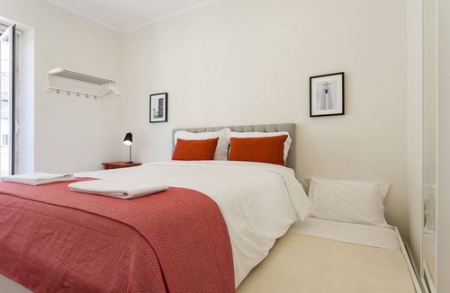 Santa Maria Maior Apartment | Central Downtown 4E up to 13guests by Central Hill