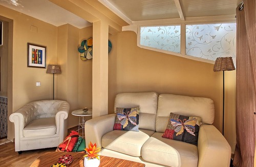 Santo Estevao Apartment | RM7 - Terrace & River View | Alfama | AC | Sleeps 6 | 3 BEDS 2 BATHS | Panteao