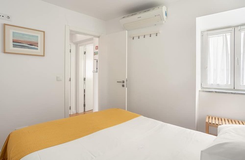 Sacramento Apartment | Chiado | STYLISH & GREAT VIEW | Family-Friendly