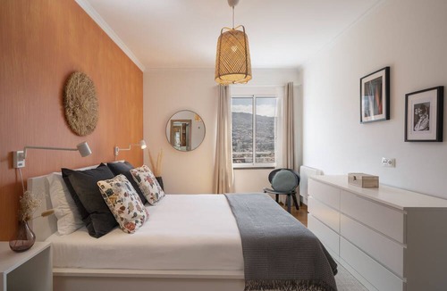 Se Apartment | Jasmineiro I, sea and mountain views
