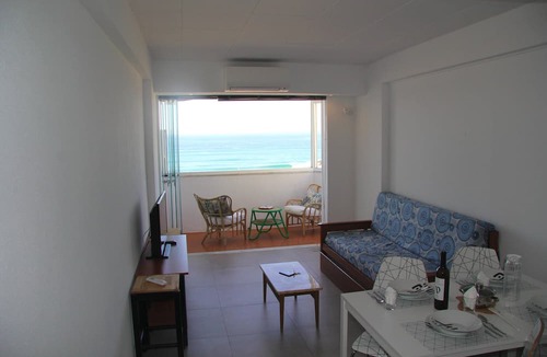 Costa de Caparica Apartment | NEW T1 ! Amazing Panoramic Beach View in Caparica
