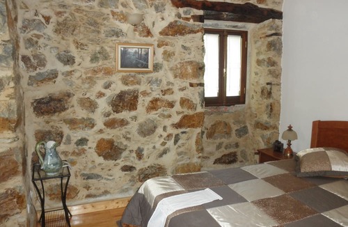 Figueiro dos Vinhos Cottage | Cottage easy access, very quiet and comfort.