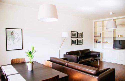 Lumiar Apartment | Bright Apartment in Campo Grande, Lisbon (PRIVATE PARKING)