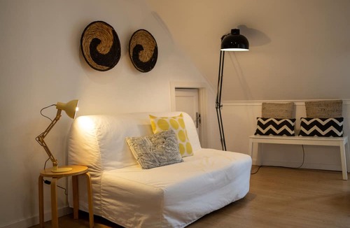 Se Apartment | Comfortable apartment with river view and AC, fully equipped, very close to the center of Lisbon in the traditional Alfama district.