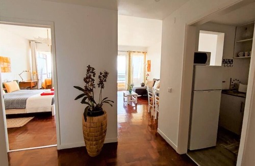 Sao Martinho Apartment | Phenomenal One-Bedroom Apartment with Ocean View