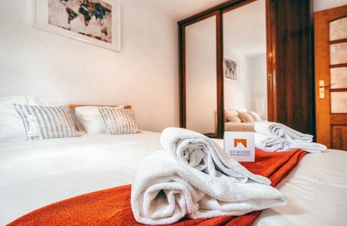 Santa Engracia Apartment | Apolónia Train Spot By Gt House