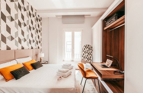 Santa Isabel Apartment | Sophisticated apartment in heart of Lisbon