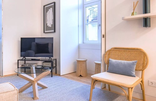 Santa Maria Maior Apartment | Ando Living - Douradores House - 403