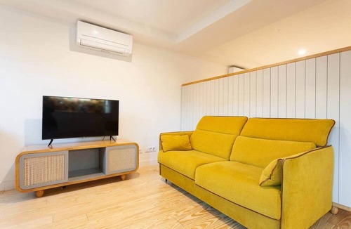 Mouraria Apartment | Modern and Quiet Central Studio Retreat