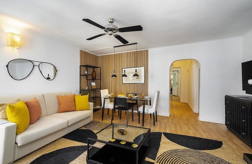 Encarnacao Apartment | Stylish Family Residence in the Heart of Chiado