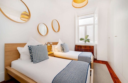 Se Apartment | Majestic Lisbon Stay with Breathtaking River Views