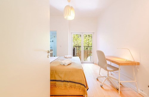 Penha de Franca Apartment | GuestReady - Bright and Cosy 2BR Lisbon Flat