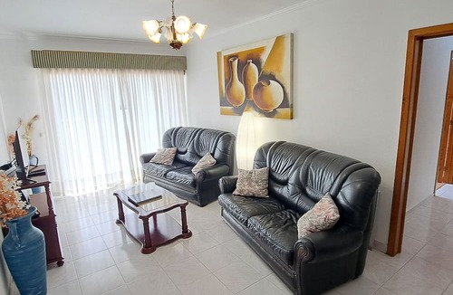 Algueirao - Mem Martins Apartment | Isabel Dream V, 200m from the train, 5 Km from SINTRA.