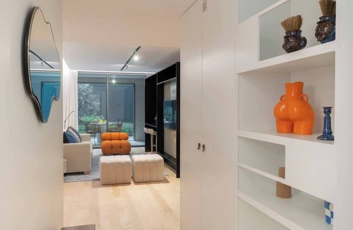 Se Apartment | Luxury Garden Apartment at Savoy Insular