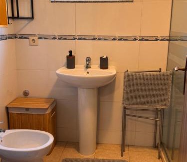 Sande House | Casa Amarela do Douro Rooftop Escape