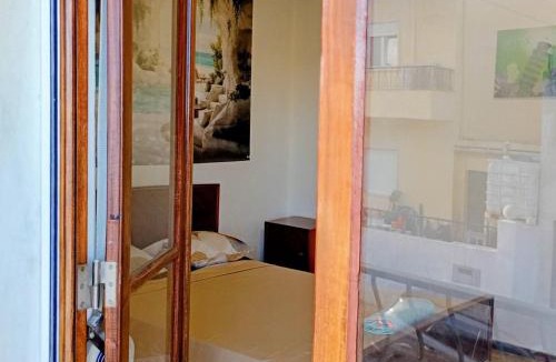 Apelacao House | Big Room tourist with balcony near the lisbon airport