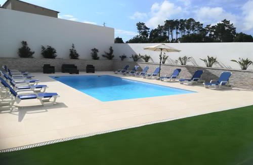 Alcobaca Villa | Campo Mar - Golden House Villa