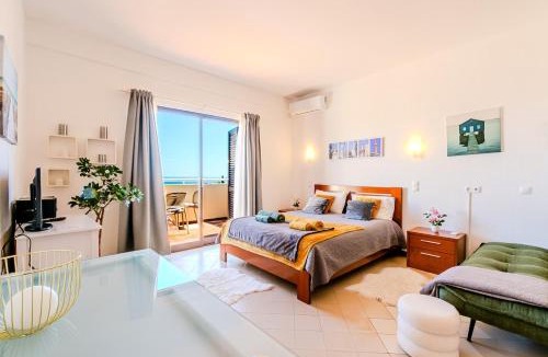 Patio Apartment | Top floor Inspiring view pool beach nearby