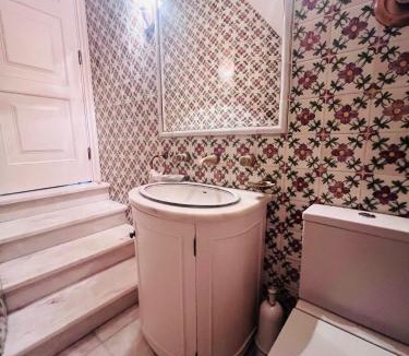 Parede Villa | Myhomereservation Charm Villa in Parede - 5mn da Praia