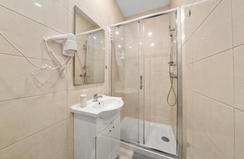 Lisbon Old Town House | Alameda Hub 7 - Between Alameda and Arroios Metro Stations