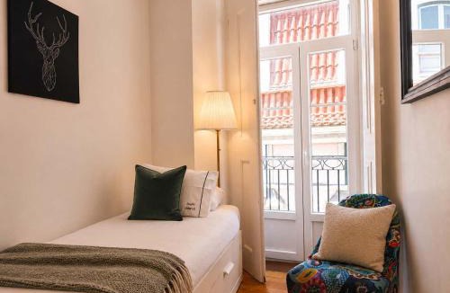 Encarnacao Apartment | Old Town Chiado Balcony AirCon by LD Apartments