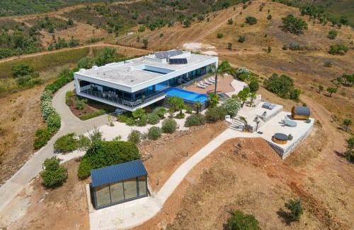 Pincho Villa | Villa Sernadinha - Infinity Pool & Mountain Views