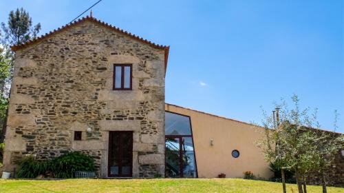 Maceira Apartment | Spacious House in Seia with Stunning Mountain Views, 150 m²