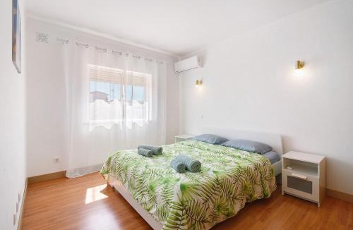 Quelfes Villa | Modern Villa In Olhao
