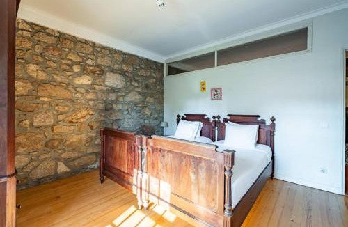 Caminha House | Casa das Pintoras Garden and Pool