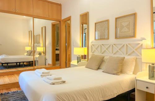 Santos Apartment | My Fair Lisbon - 2 Bedroom Apartment with River View
