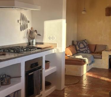 Azenhas do Mar House | Caso no Campo - Stunning Home By The Sea