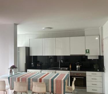 A Ver-o-Mar Apartment | By The Ocean