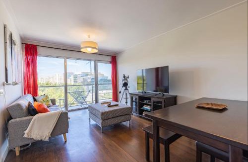 Parque das Nacoes Apartment | Lovely 1 BDR Apartment With Pool by LovelyStay