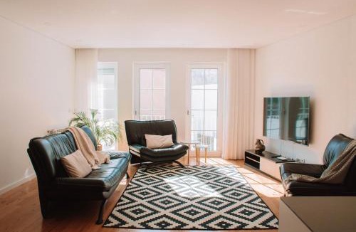 Lanhelas Apartment | Just Like Home - Casinha da Vila em Caminha