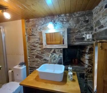 Lousa House | Talasnal Casas da Urze TER