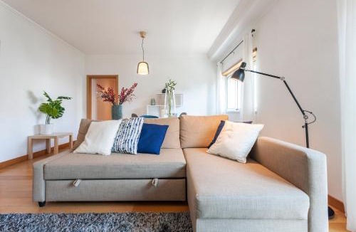 Parque das Nacoes Apartment | Central Orient Residence - Modern, spacious and sunny! By the river!