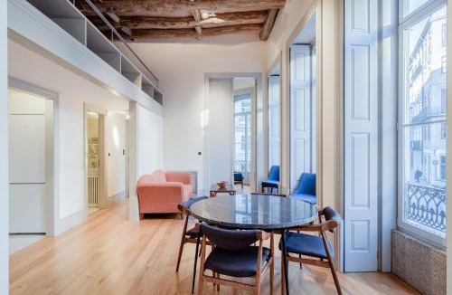 Sao Nicolau Apartment | BOUTIQUE Rentals - Toledos One & Only Apt in Historical center of Porto