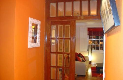 Sao Nicolau Apartment | Historic Oporto Apartment at oporto UNESCO area, in front of Porto Wine caves