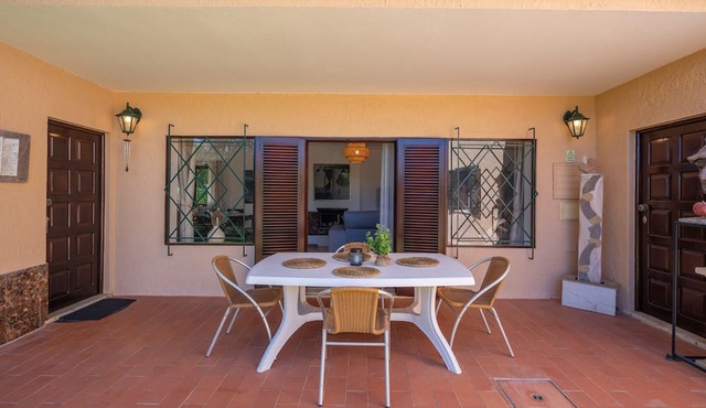 Countryside Villa "Green Paradise" with Shared Pool, Shared Garden & Wi-Fi