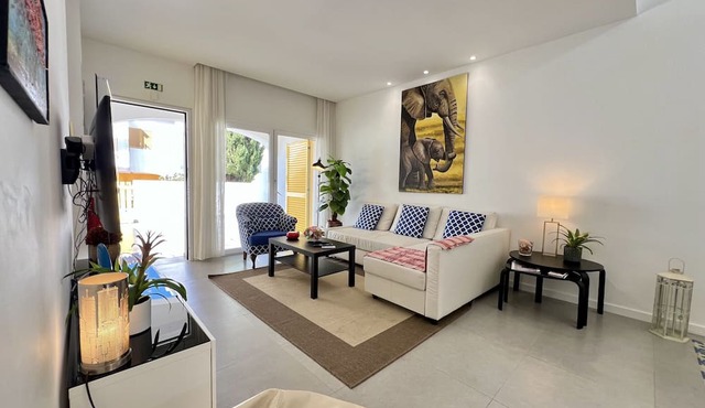 Vilamoura Club Villa 2 by Homing