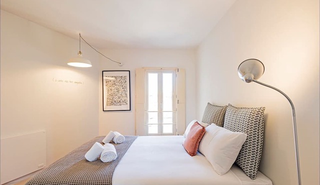 Casa 128 by LovelyStay in Porto