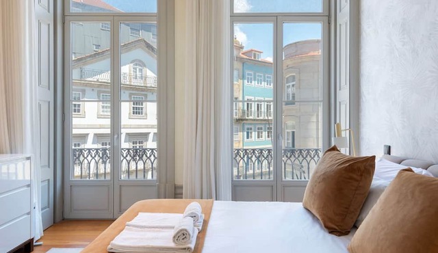 Luxurious Duplex with Unique View by LovelyStay