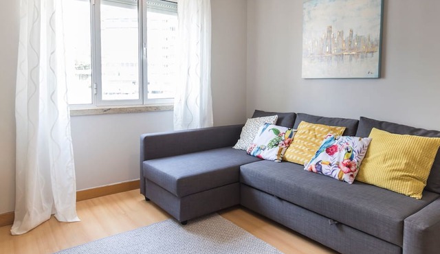 Charming Marquês Flat by LovelyStay