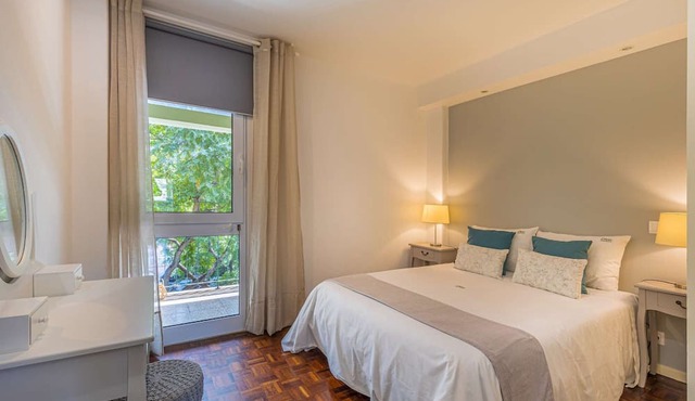 ☀️One bedroom Downtown apartment with Balcony, by Farmers' Market in Zona Velha (Downtown)!