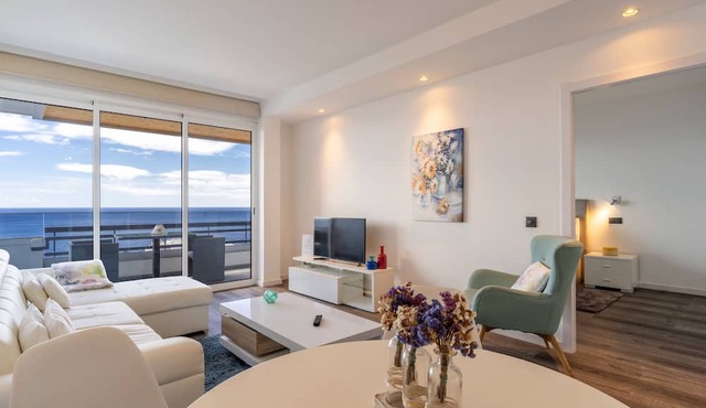 Monumental Apartment