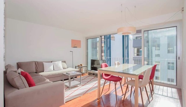 Liiiving in Porto | Bright Light Apartment