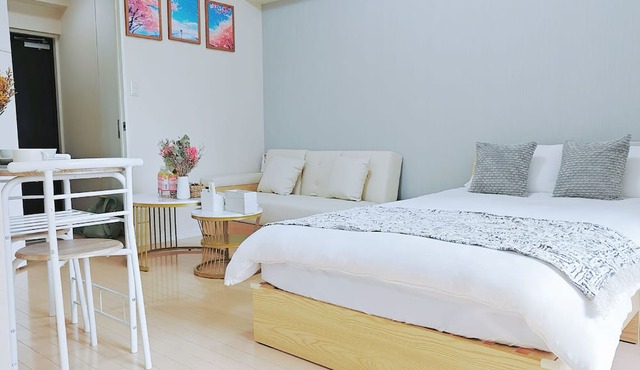 Walking distance to Tokyo Sky Tree, Sightseeing area, Close to Kinshicho station, Direct access to Disneyland, 1LDK, Max 5 people in 墨田区太平2－9－5