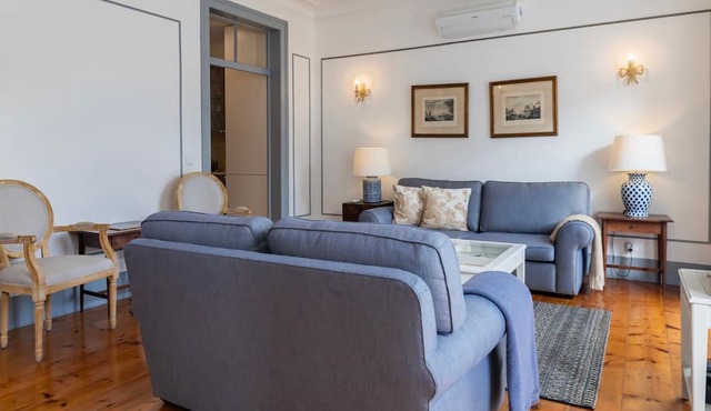 Classic & Super Central Apartment by LovelyStay